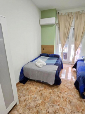 Apartamentos EconoStay Sol